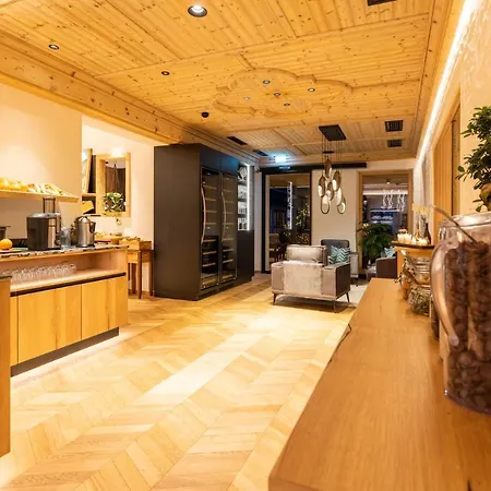 Ferienhotel Jorglerhof Hotel Hainzenberg