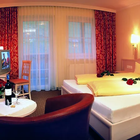 فندق Joerglerhof 4*